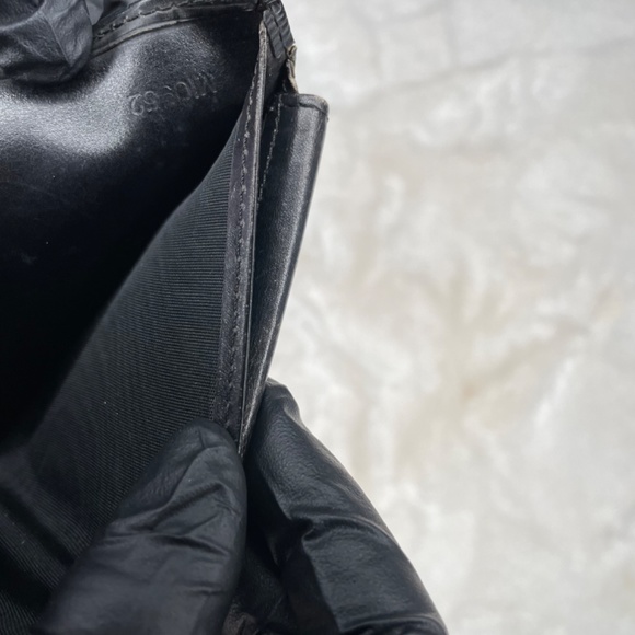 LOUIS VUITTON MENS WALLET - Picture 9 of 12